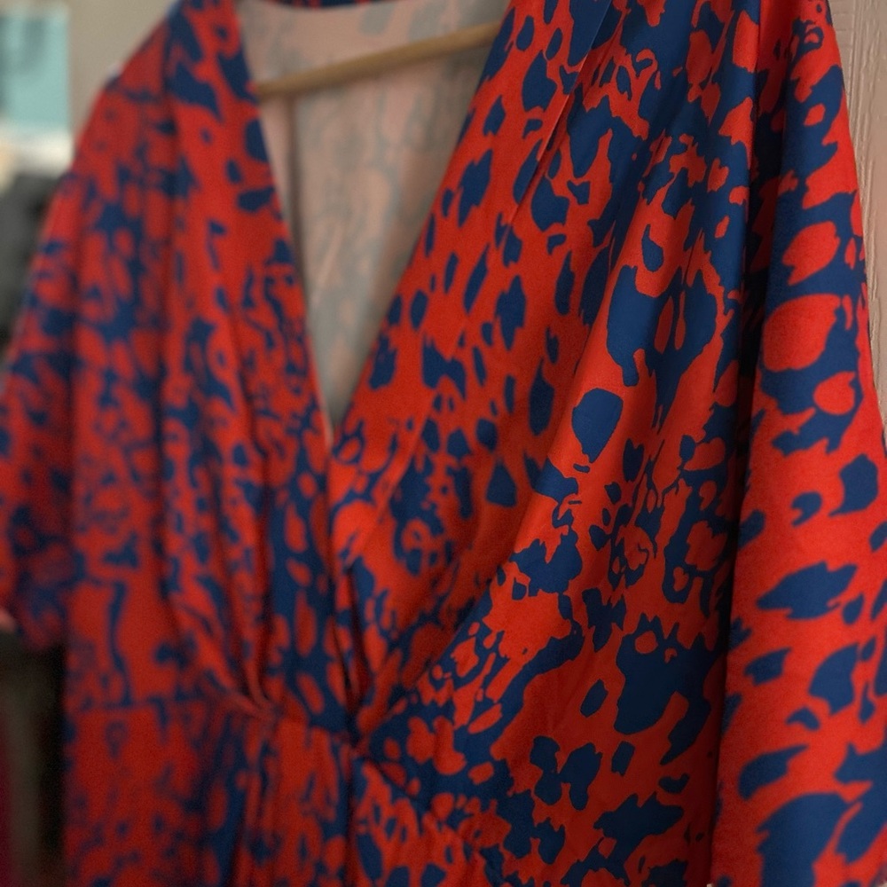 SHEIN Multicolor Patterned Fabric - Picture 2 of 3